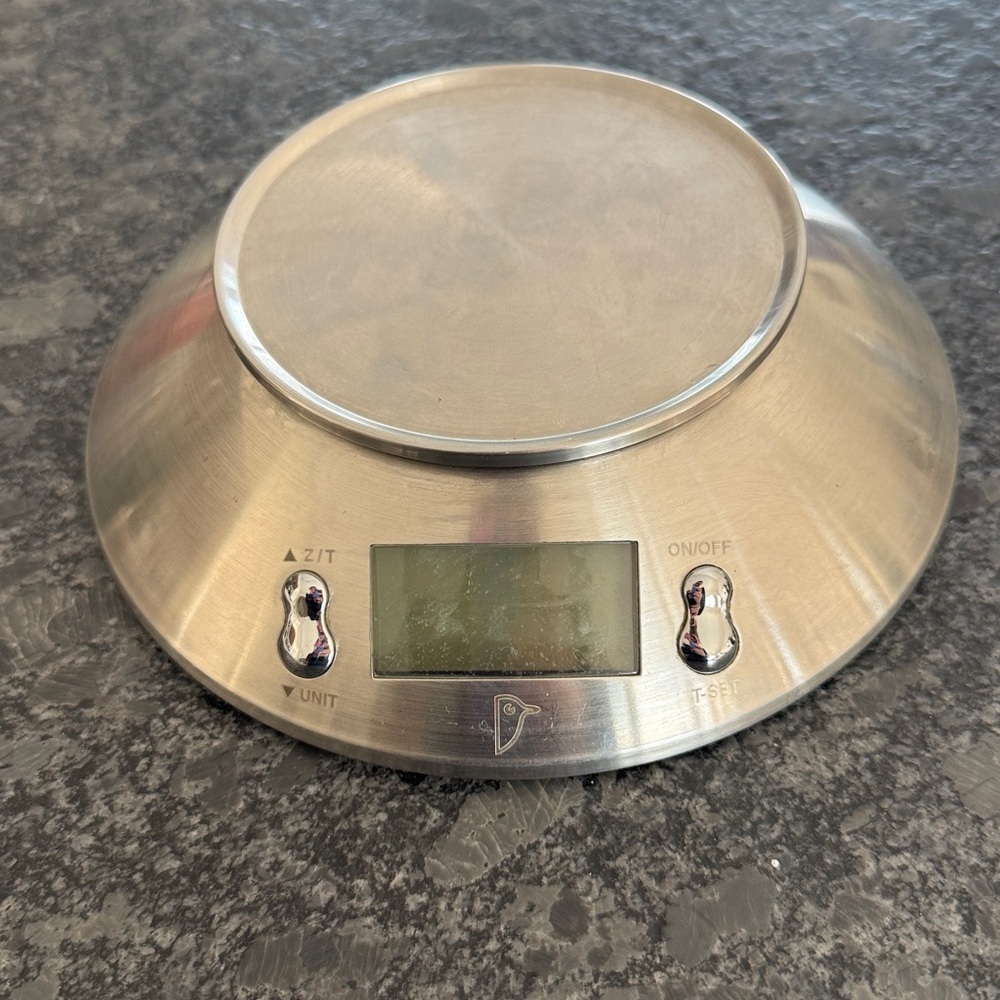 Digital Food scale. Untested